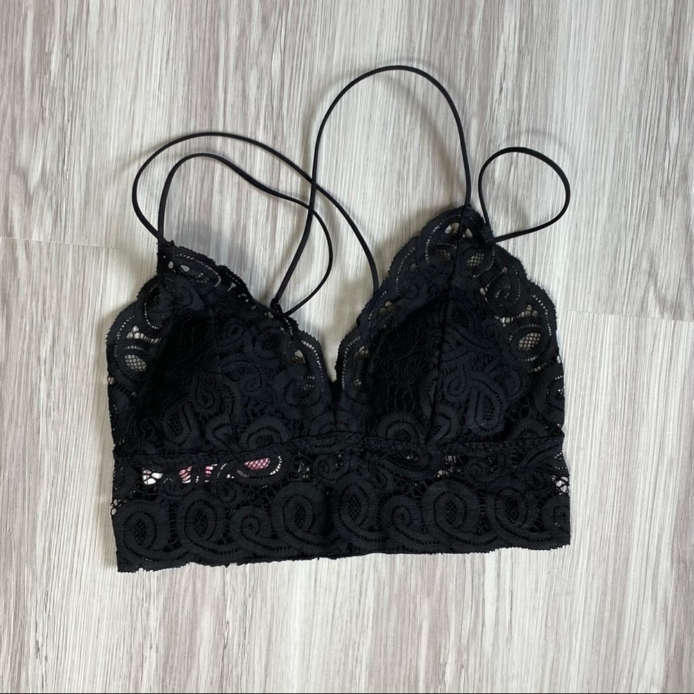 PINK Victoria’s Secret black lace bralette Small - Picture 3 of 9